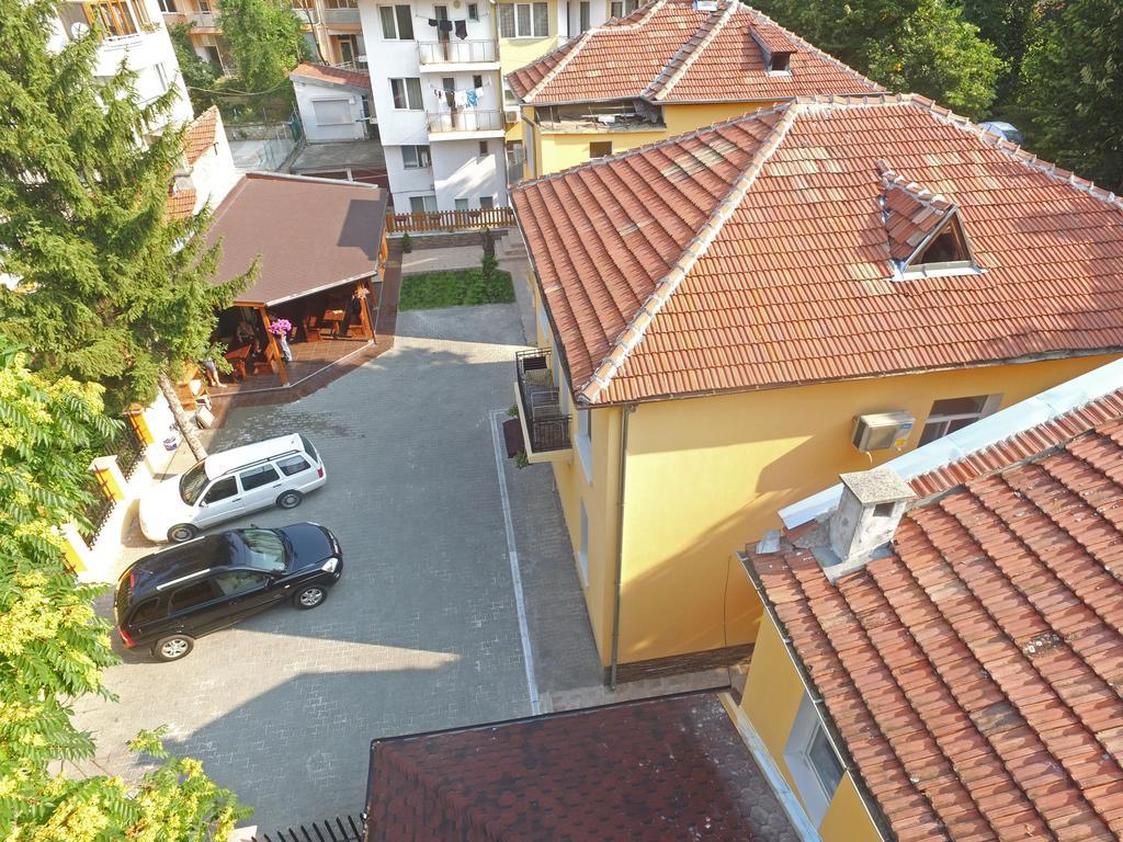 Guest House Anelim Veliko Turnovo Bagian luar foto
