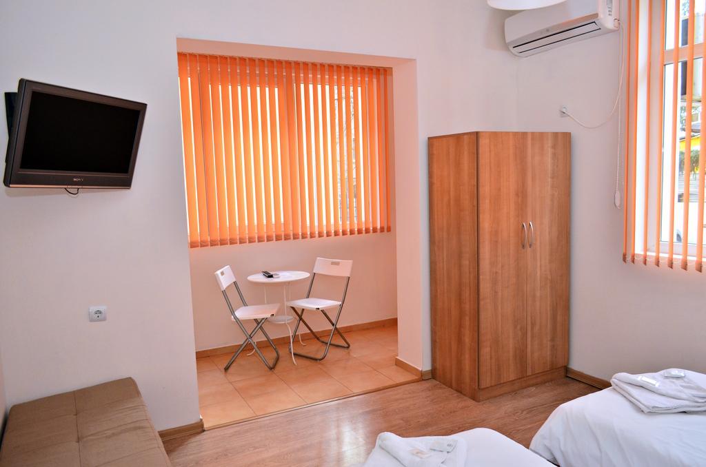 Guest House Anelim Veliko Turnovo Bagian luar foto