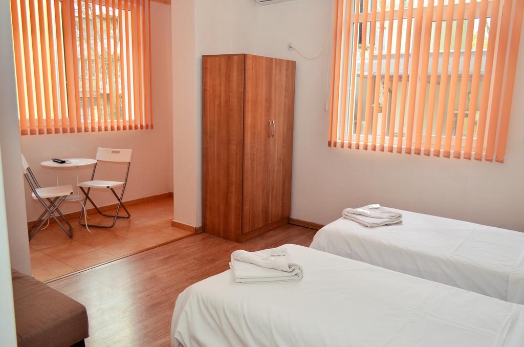 Guest House Anelim Veliko Turnovo Bagian luar foto
