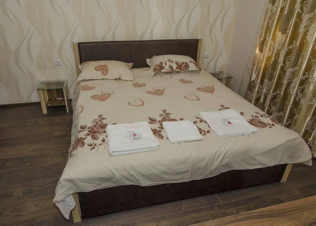 Guest House Anelim Veliko Turnovo Bagian luar foto